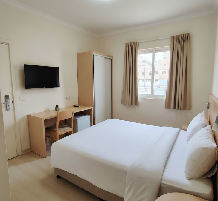 Stay in Dubai on budget